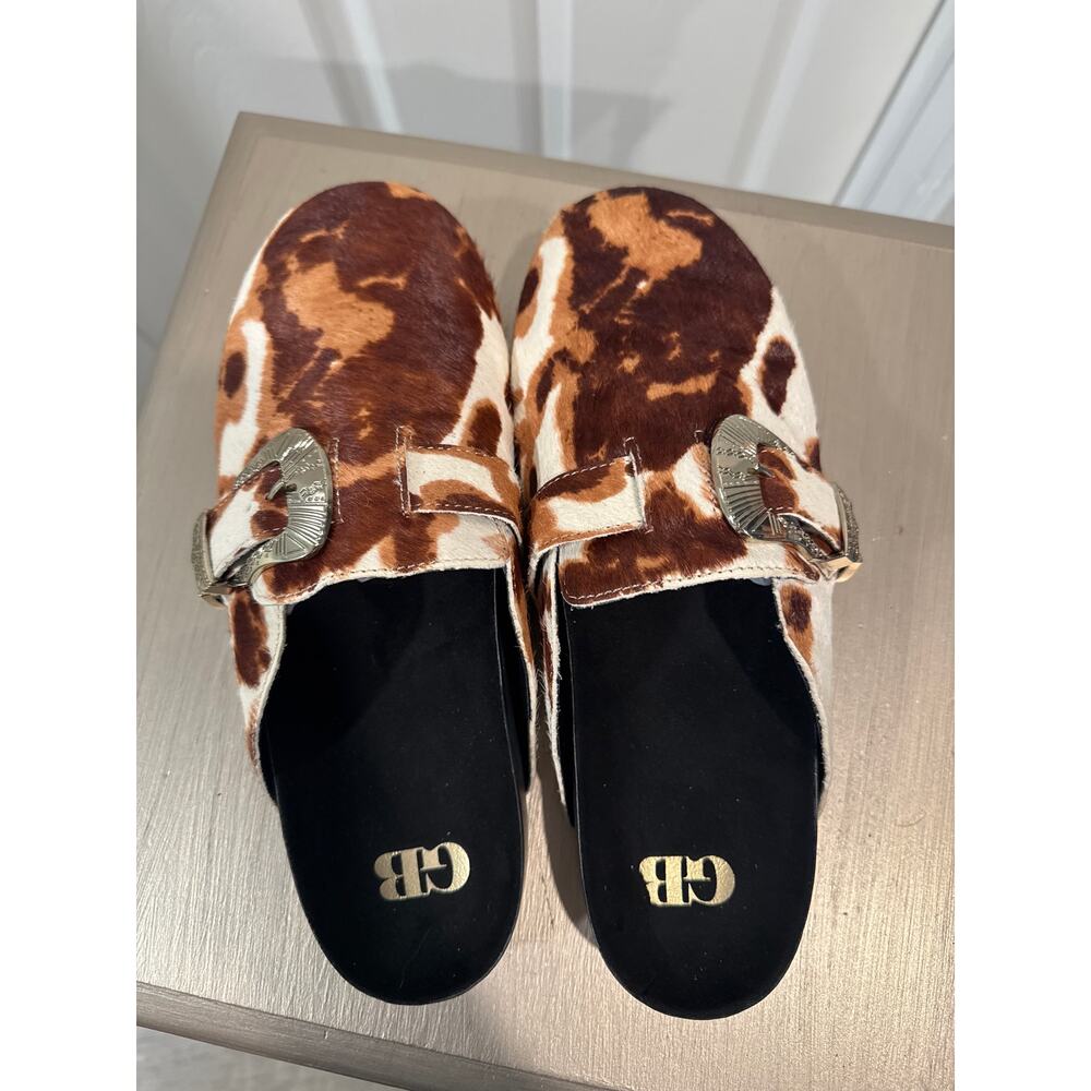 Gianni Bini Slip-On Cow Print Calf Hair Buckle Detail Mule Size 8.5M - Picture 4 of 7